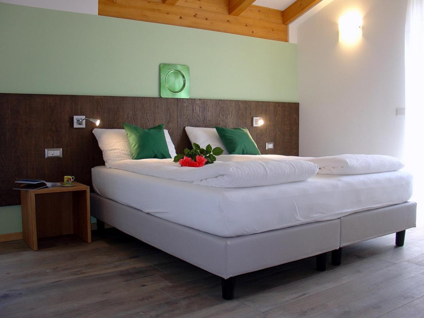 Agriturismo Girasole Fai della Paganella Eksteriør billede